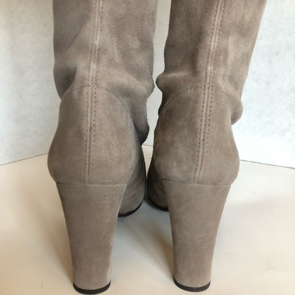 Stuart Weitzman Highland Boot in Topo Suede - Picture 9 of 14